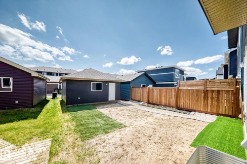 4027 Hawthorn Link Sw, Edmonton, AB 