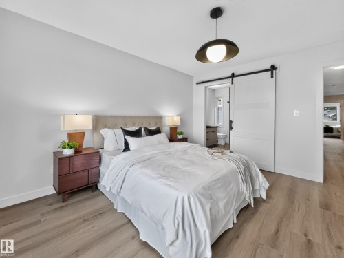 8711 149 Street Nw, Edmonton, AB - Indoor Photo Showing Bedroom