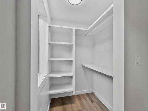 8711 149 Street Nw, Edmonton, AB - Indoor With Storage