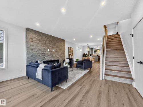 8711 149 Street Nw, Edmonton, AB - Indoor Photo Showing Other Room