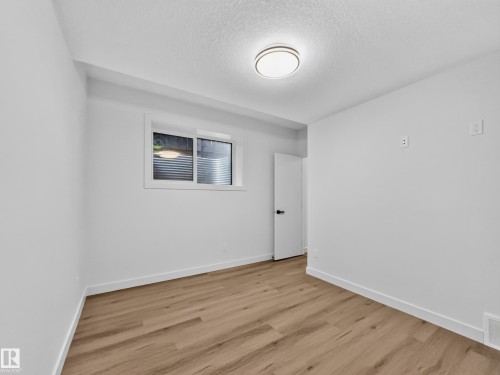 8711 149 Street Nw, Edmonton, AB - Indoor Photo Showing Other Room