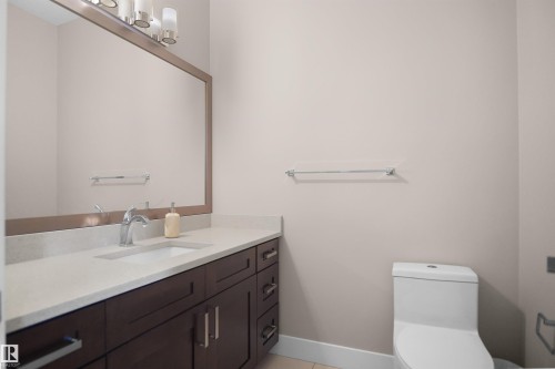16539 132 Street Nw, Edmonton, AB - Indoor Photo Showing Bathroom