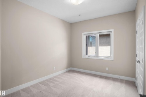 16539 132 Street Nw, Edmonton, AB - Indoor Photo Showing Other Room