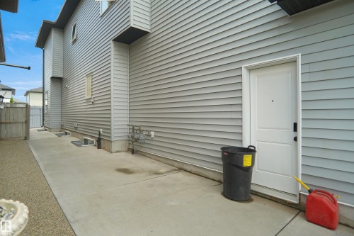 16539 132 Street Nw, Edmonton, AB - Outdoor With Exterior