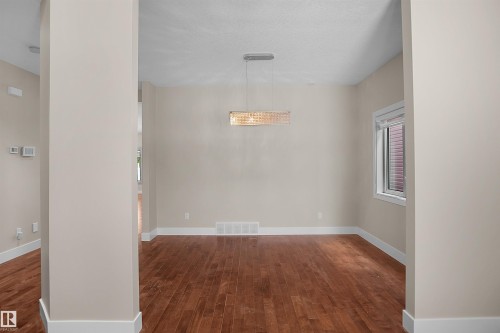 16539 132 Street Nw, Edmonton, AB - Indoor Photo Showing Other Room