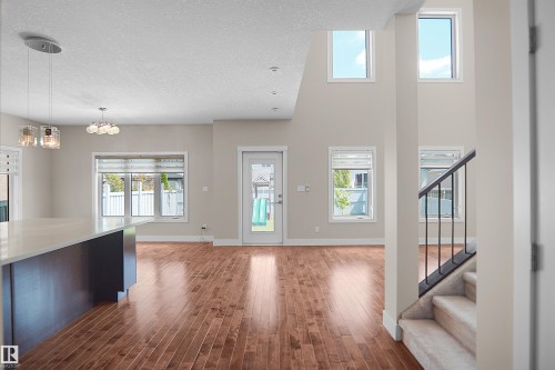 16539 132 Street Nw, Edmonton, AB - Indoor Photo Showing Other Room
