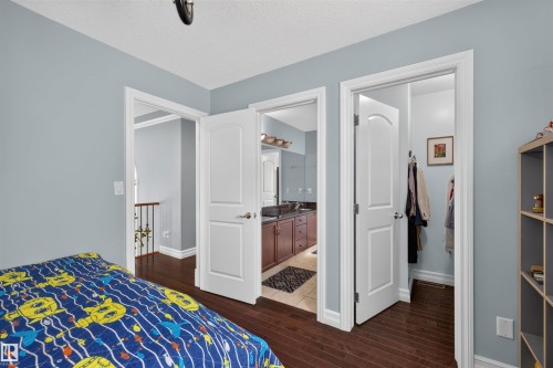 1751 Haswell Cove Nw, Edmonton, AB - Indoor Photo Showing Bedroom