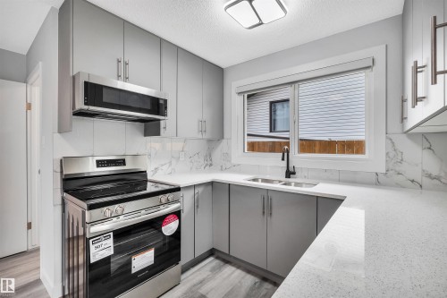 14208 51 Street, Edmonton, AB 