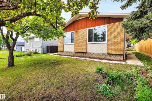 14208 51 Street, Edmonton, AB 