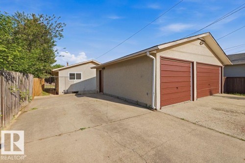 14208 51 Street, Edmonton, AB 