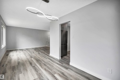 14208 51 Street, Edmonton, AB 