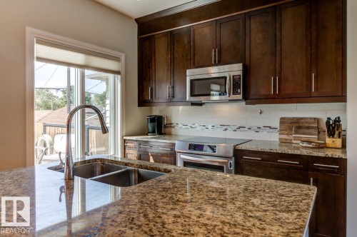 8935 84 Avenue Nw, Edmonton, AB 