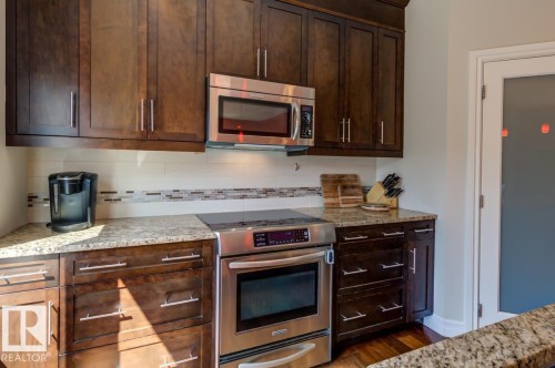 8935 84 Avenue Nw, Edmonton, AB 