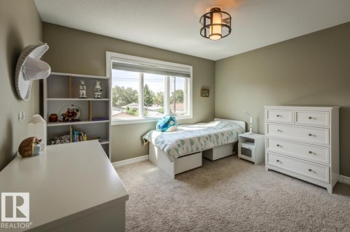8935 84 Avenue Nw, Edmonton, AB 