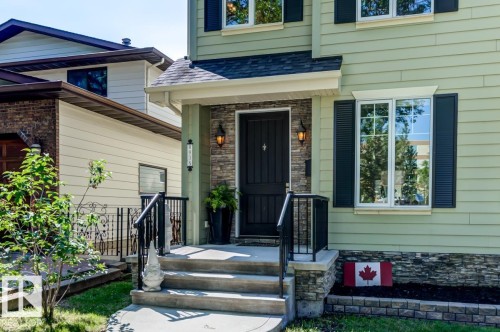 8935 84 Avenue Nw, Edmonton, AB 
