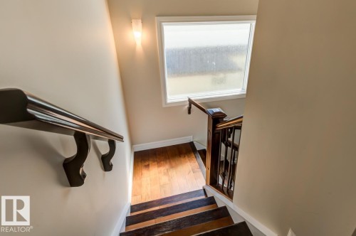 8935 84 Avenue Nw, Edmonton, AB 