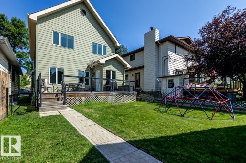 8935 84 Avenue Nw, Edmonton, AB 