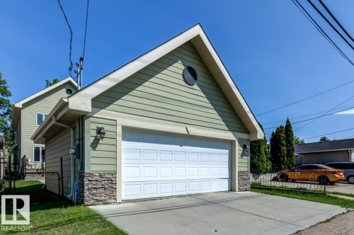 8935 84 Avenue Nw, Edmonton, AB 