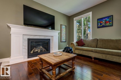 8935 84 Avenue Nw, Edmonton, AB 