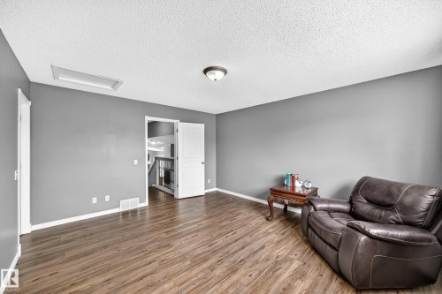 312 Gibb Close Nw, Edmonton, AB - Indoor