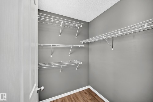 312 Gibb Close Nw, Edmonton, AB - Indoor With Storage