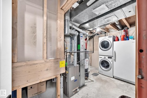 312 Gibb Close Nw, Edmonton, AB - Indoor Photo Showing Laundry Room