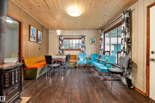 211 2Nd Avenue, Rural Wetaskiwin County, AB - Indoor