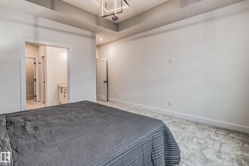 5380 Kimball Place Sw, Edmonton, AB - Indoor