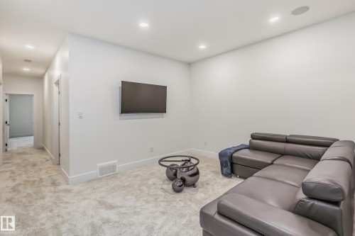 5380 Kimball Place Sw, Edmonton, AB - Indoor
