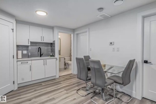 5380 Kimball Place Sw, Edmonton, AB - Indoor