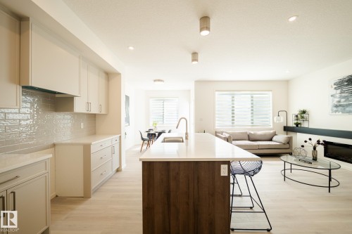 7705 174A Avenue, Edmonton, AB - Indoor Photo Showing Kitchen With Upgraded Kitchen