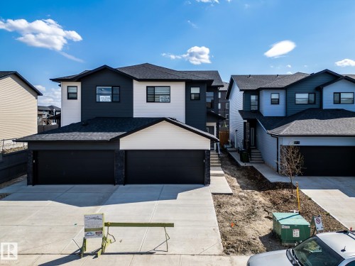 7705 174A Avenue, Edmonton, AB - Outdoor With Facade