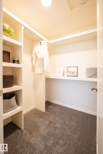 7705 174A Avenue, Edmonton, AB - Indoor With Storage
