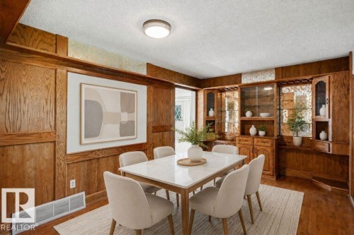 26 Louisbourg Place, St. Albert, AB - Indoor Photo Showing Dining Room