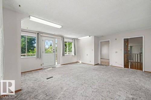26 Louisbourg Place, St. Albert, AB - Indoor Photo Showing Other Room