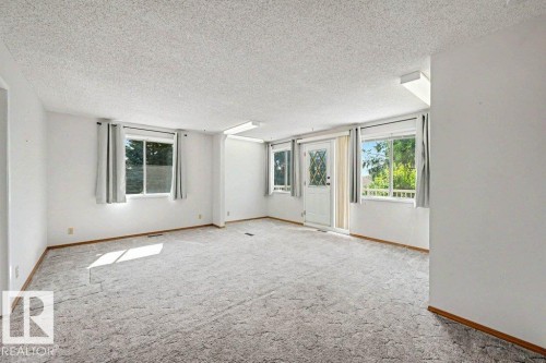 26 Louisbourg Place, St. Albert, AB - Indoor Photo Showing Other Room