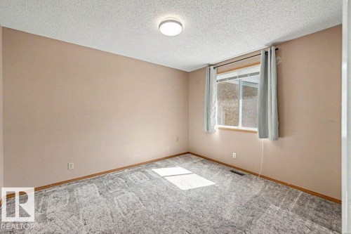 26 Louisbourg Place, St. Albert, AB - Indoor Photo Showing Other Room