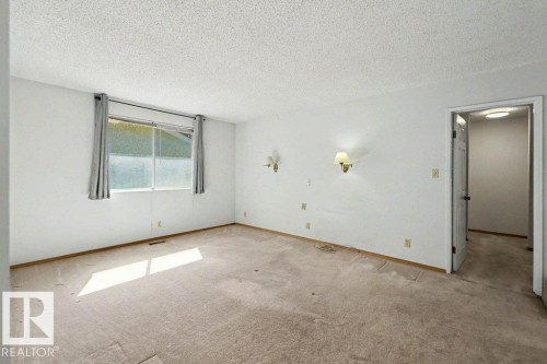 26 Louisbourg Place, St. Albert, AB - Indoor Photo Showing Other Room