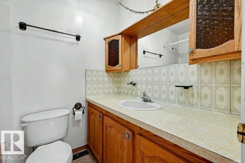 26 Louisbourg Place, St. Albert, AB - Indoor Photo Showing Bathroom