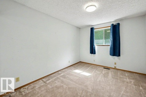 26 Louisbourg Place, St. Albert, AB - Indoor Photo Showing Other Room
