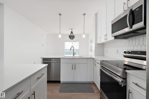 2644 192 Street Nw, Edmonton, AB - Indoor Photo Showing Kitchen With Upgraded Kitchen