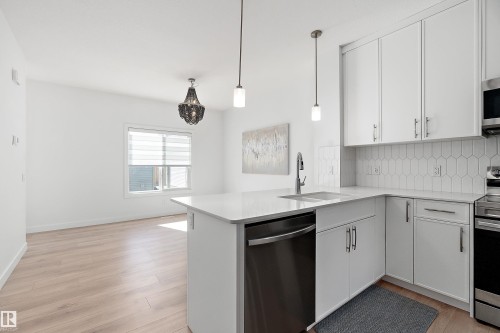 2644 192 Street Nw, Edmonton, AB - Indoor Photo Showing Kitchen