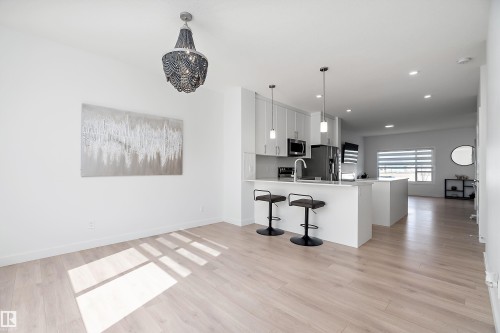 2644 192 Street Nw, Edmonton, AB - Indoor