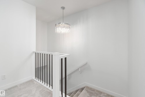 2644 192 Street Nw, Edmonton, AB - Indoor Photo Showing Other Room