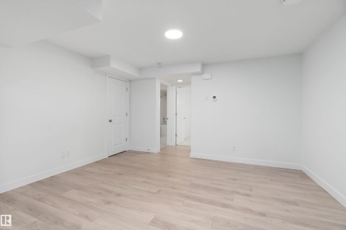 2644 192 Street Nw, Edmonton, AB - Indoor Photo Showing Other Room