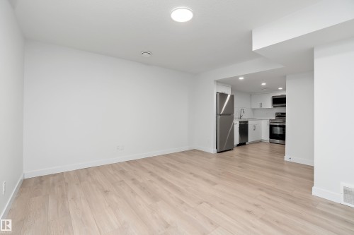 2644 192 Street Nw, Edmonton, AB - Indoor Photo Showing Other Room