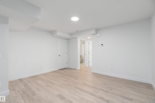 2644 192 Street Nw, Edmonton, AB - Indoor Photo Showing Other Room