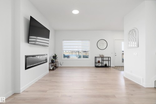 2644 192 Street Nw, Edmonton, AB - Indoor With Fireplace