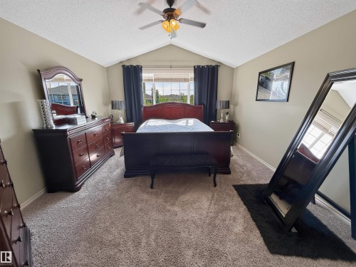 21 Hartwick Way, Spruce Grove, AB 