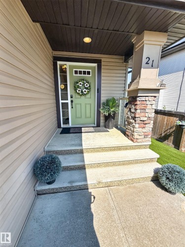 21 Hartwick Way, Spruce Grove, AB 